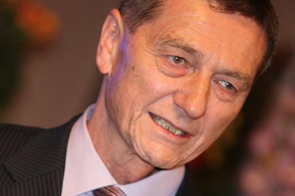 Pavel Sodomka, Agentura Ámos